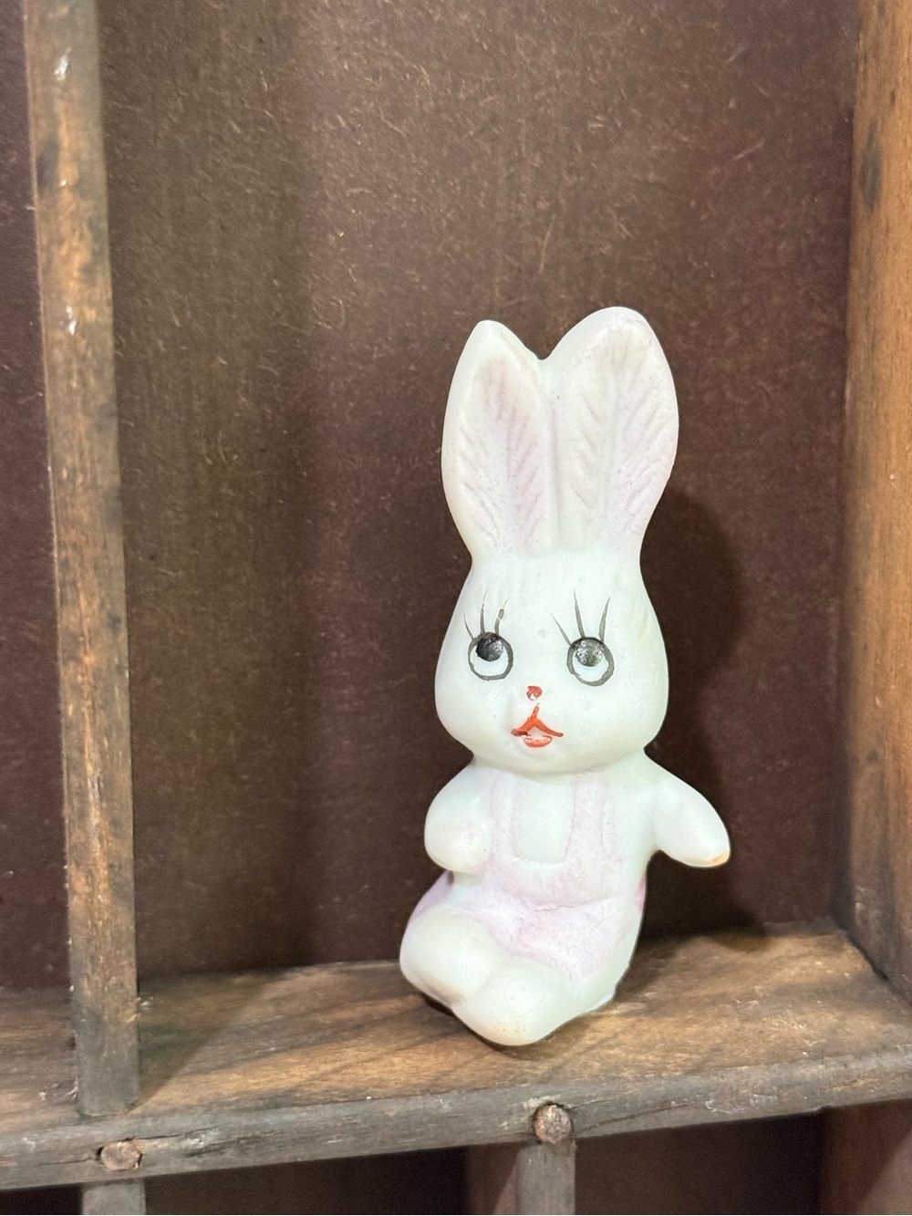 Vintage Bunny Rabbit Porcelain/Ceramic Figurine Printer Tray Miniature